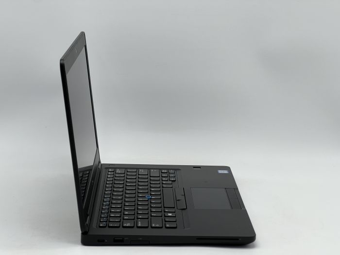 Ноутбук Dell Latitude 5490, i5-7300U, 8 GB, 240 GB, Intel HD Graphics 620, 1920x1080, IPS [SH2606888] БУ - зображення 2
