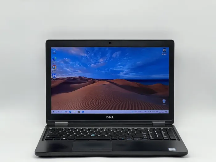 Ноутбук Dell Latitude 5590, i5-7300U, 8 GB, 120 GB, Intel HD Graphics 620, 1366x768, TN [SH26051056] БУ - зображення 1