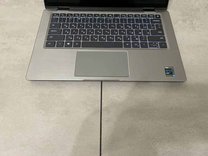 Ультрабук Dell Latitude 7320 / 13.3" (1920x1080) IPS / Intel Core i7-1185G7 (4 (8) ядра по 3.0 - 4.8 GHz) / 32 GB DDR4 / 256 GB SSD M.2 / Intel Iris Xe Graphics / WebCam / USB 3.2 / HDMI б/в - зображення 3