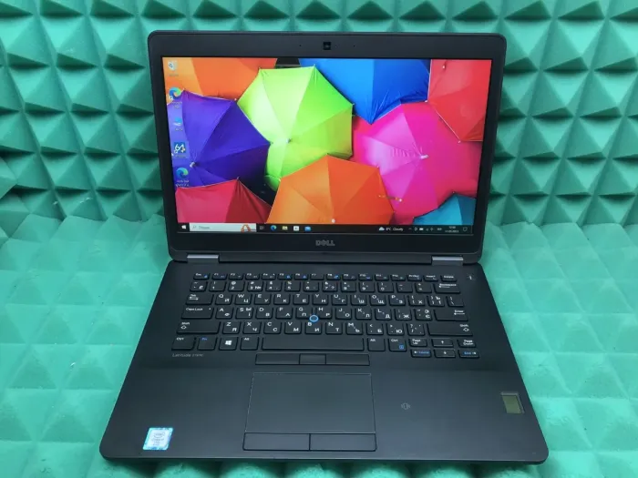 Ультрабук Б-клас Dell Latitude E7470 / 14" (1920x1080) IPS / Intel Core i7-6600U (2 (4) ядра по 2.6 - 3.4 GHz) / 8 GB DDR4 / 256 GB SSD M.2 / Intel HD Graphics 520 / WebCam / Fingerprint / HDMI / Windows 10 ліцензія б/в - зображення 2