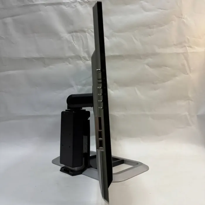 Моноблок Б-клас MSI MS-AE63 / 24" (1920x1080) TN / Intel Core i3-4000M (2 (4) ядра по 2.4 GHz) / 8 GB DDR3 / 256 GB SSD / Intel HD Graphics 4600 / DVD-ROM / WebCam / Wi-Fi / DVD-ROM б/в - зображення 7