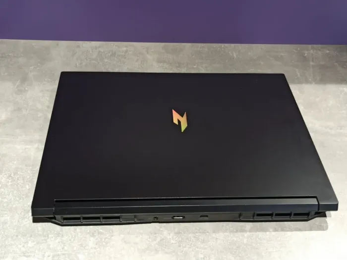 Ігровий ноутбук Acer Nitro V16 ANV16-41-R12R / 16" (1920x1200) IPS / AMD Ryzen 5 8645HS (6 (12) ядер по 4.3 - 5.0 GHz) / 32 GB DDR5 / 960 GB SSD / nVidia GeForce RTX 4060, 8 GB GDDR6, 128-bit / WebCam б/в - зображення 5