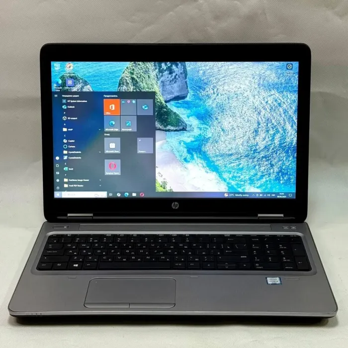 Ноутбук HP ProBook 650 G2 / 15.6" (1920x1080) TN / Intel Core i5-6300U (2 (4) ядра по 2.4 - 3.0 GHz) / 16 GB DDR4 / 240 GB SSD / Intel HD Graphics 520 / WebCam / Windows 10 Pro б/в - зображення 2