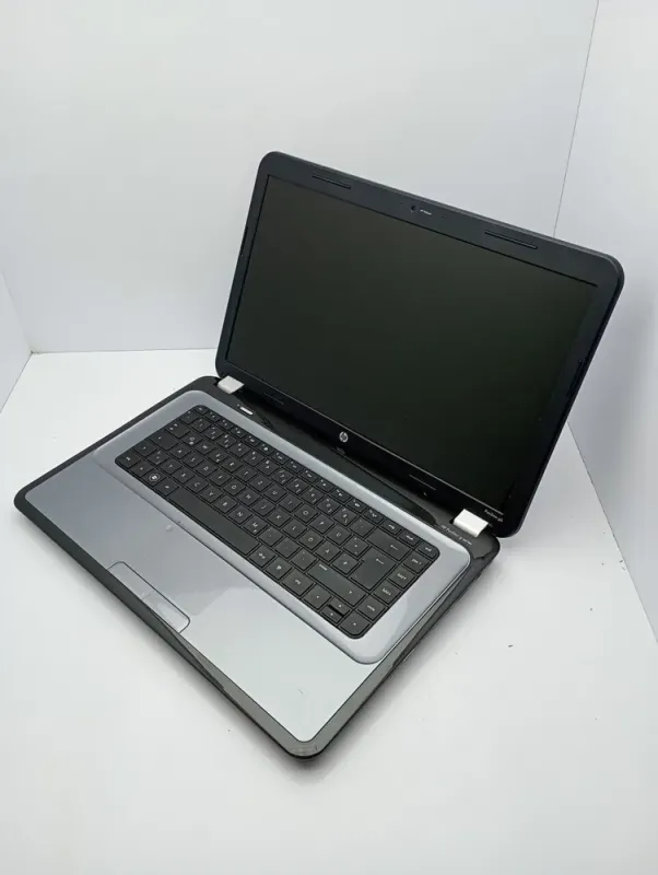 Ноутбук HP Pavilion g6-1000 / 15.6" (1366x768) TN / AMD A4-3300M (2 ядра по 1.9 - 2.5 GHz) / 6 GB DDR3 / 320 GB HDD / AMD Radeon HD 6480G / WebCam б/в - зображення 4