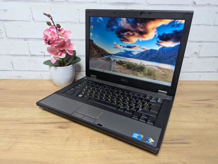 Ноутбук Б-клас Dell Latitude E5410 / 14" (1280x800) TN / Intel Core i5-520M (2 (4) ядра по 2.4 - 2.93 GHz) / 8 GB DDR3 / 128 GB SSD / Intel HD Graphics / DVD-ROM б/в - зображення 4