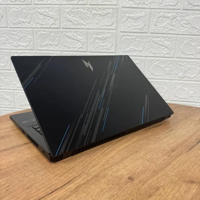 Ігровий ноутбук Б-клас Acer Nitro V15 ANV15-51 / 15.6" (1920x1080) IPS / Intel Core i7-13620H (10 (16) ядер по 2.4 - 4.9 GHz) / 16 GB DDR5 / 512 GB SSD / nVidia GeForce RTX 4050, 6 GB GDDR6, 96-bit / WebCam б/в - зображення 6