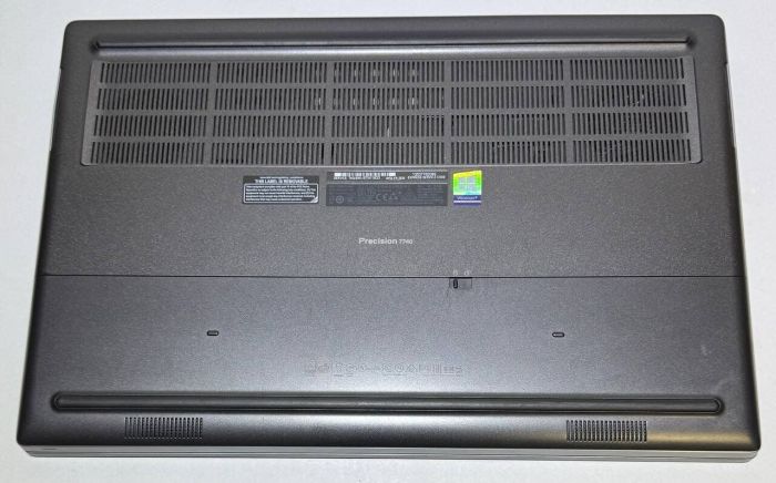 Мобільна робоча станція Dell Precision 7740 / 17,3" (1920x1080) IPS / Intel Core i7-9750H (6 (12) ядер по 2,6 - 4,5 ГГц) / 32 ГБ DDR4 / 512 ГБ SSD / nVidia Quadro RTX 3000, 6 ГБ GDDR6, 192-біт / WebCam б/в - зображення 6