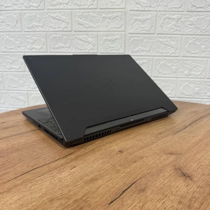 Ігровий ноутбук Asus TUF Gaming A15 FA507XI / 15.6" (1920x1080) IPS / AMD Ryzen 7 7735HS (8 (16) ядер по 3.2 - 4.75 GHz) / 16 GB DDR5 / 1000 GB SSD NVMe / nVidia GeForce RTX 4050, 6 GB GDDR6, 96-bit / WebCam б/в - зображення 6