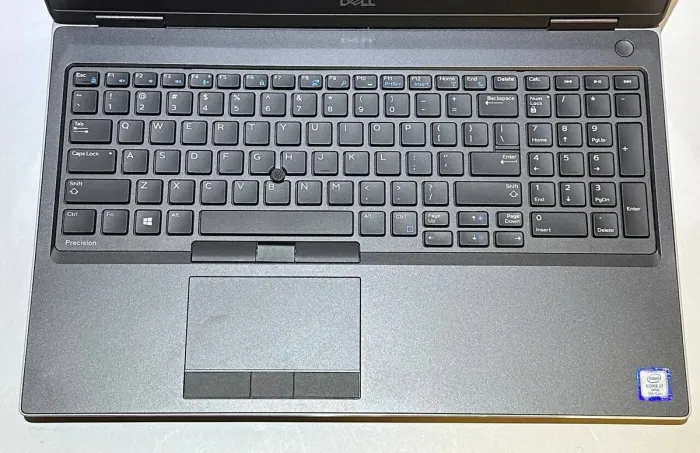 Мобільна робоча станція Dell Precision 7540 / 15,6" (1920x1080) IPS / Intel Core i7-9850H (6 (12) ядер по 2,6 - 4,6 ГГц) / 32 ГБ DDR4 / 512 ГБ SSD / nVidia Quadro RTX 3000, 6 ГБ GDDR6, 192-біт / WebCam / HDMI / miniDP б/в - зображення 3