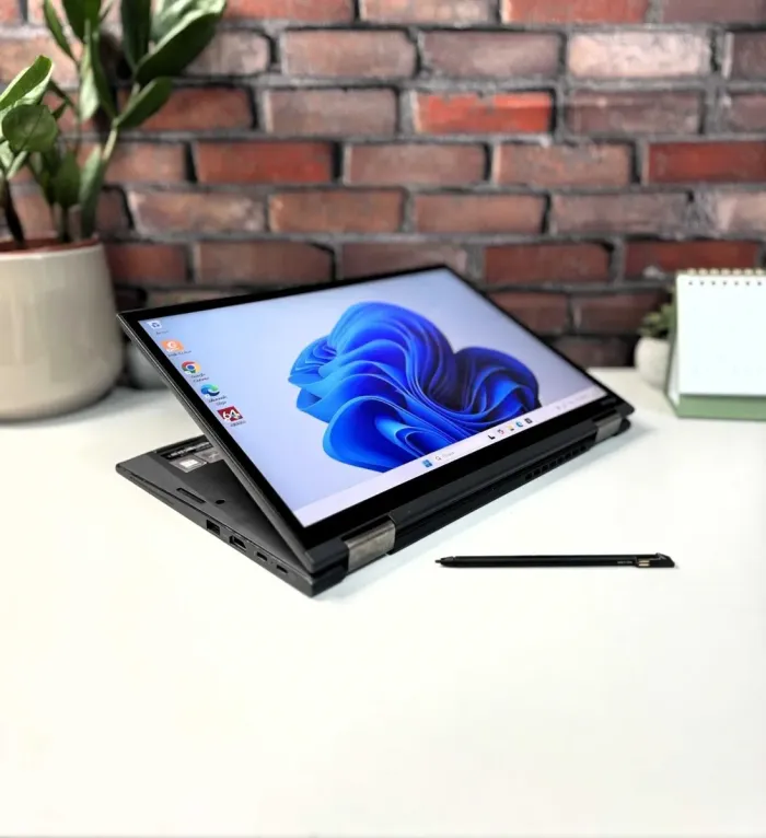 Ультрабук-трансформер Lenovo ThinkPad X13 Yoga Gen2 / 13.3" (1920x1080) IPS Touch / Intel Core i5-1145G7 (4 (8) ядра по 4.4 GHz) / 16 GB DDR4 / 256 GB SSD / Intel Iris Xe Graphics / WebCam / Стилус / Windows 10 Pro б/в - зображення 5