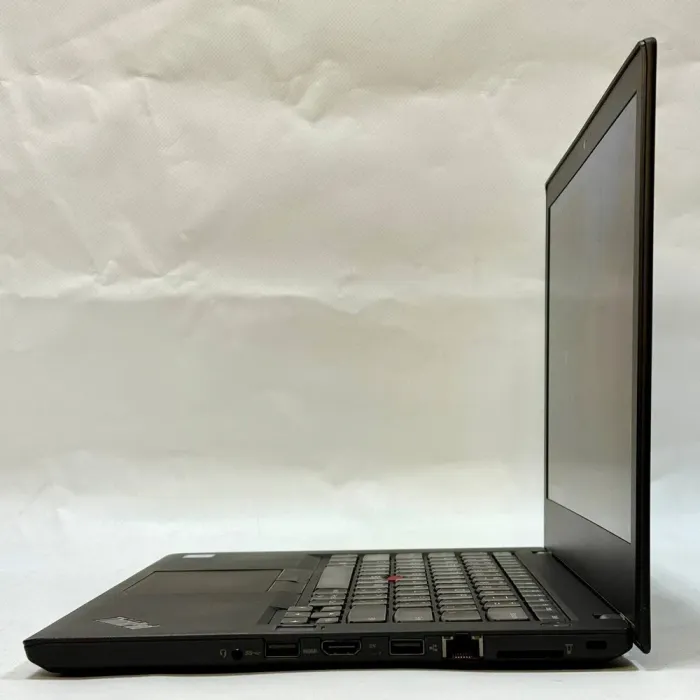 Ноутбук Lenovo ThinkPad T470 / 14" (1920x1080) IPS Touch / Intel Core i5-7300U (2 (4) ядра по 2.6 - 3.5 GHz) / 16 GB DDR4 / 256 GB SSD / Intel HD Graphics 520 / WebCam / Windows 10 Pro + Lenovo Dock Station б/в - зображення 7