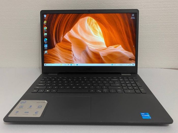 Ноутбук Б-клас Dell Vostro 3500 / 15.6" (1920x1080) IPS / Intel Core i3-1115G4 (2 (4) ядра по 3.0 - 4.1 GHz) / 16 GB DDR4 / 240 GB SSD / Intel UHD Graphics / WebCam / HDMI б/в - зображення 2