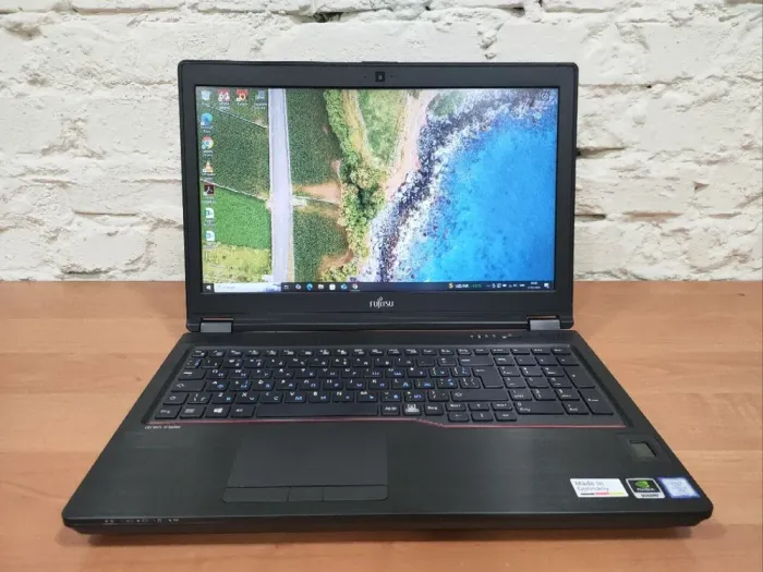 Мобільна робоча станція Fujitsu Celsius H780 / 15.6" (1920x1080) IPS / Intel Core i7-8750H (6 (12) ядер по 2.2 - 4.1 GHz) / 32 GB DDR4 / 480 GB SSD / nVidia Quadro P2000, 4 GB GDDR5, 128-bit / WebCam / 4G б/в - зображення 2