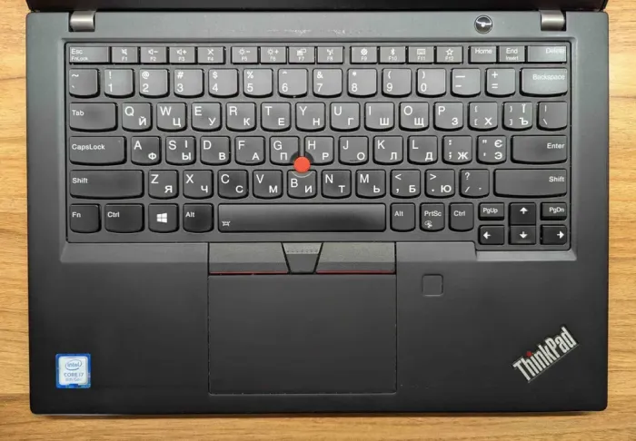 Ультрабук Lenovo ThinkPad x390 / 13.3" (1920x1080) IPS Touch / Intel Core i7-8565U (4 (8) ядра по 1.8 - 4.6 GHz) / 8 GB DDR4 / 512 GB SSD / Intel UHD Graphics / WebCam / TouchID / Windows 10 б/в - зображення 3