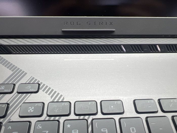 Ігровий ноутбук Б-класу Asus ROG Strix G18 G814JZ-G18 / 18" (2560x1600) IPS / Intel Core i9-13980HX (24 (32) ядра по 2,2 - 5,5 ГГц) / 32 ГБ DDR5 / 2048 ГБ SSD NVMe / nVidia GeForce RTX 4080, 12 ГБ GDDR6, 192-біт / WebCam б/в - зображення 8