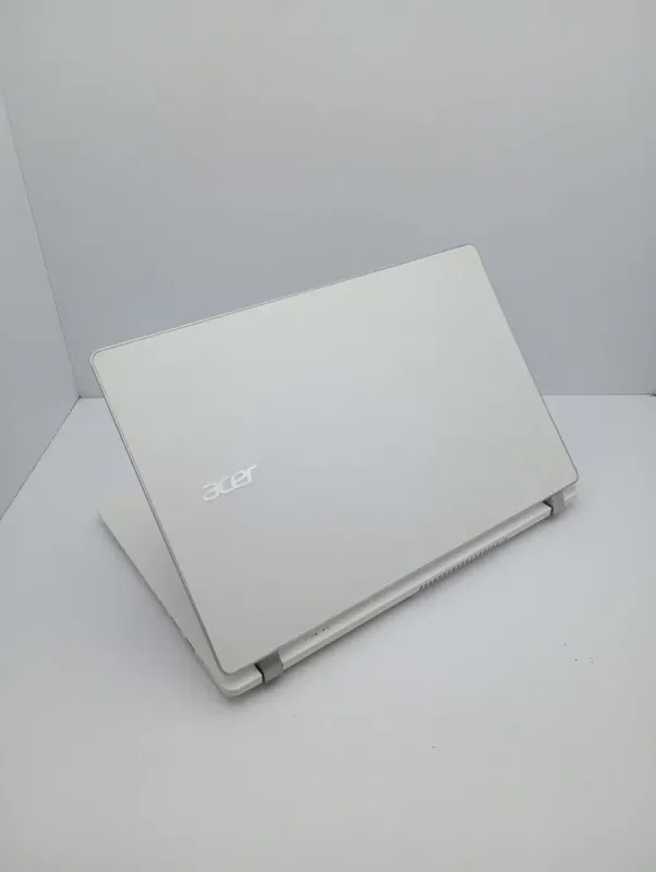 Ноутбук Acer Aspire V3-371 / 13.3" (1366x768) TN / Intel Core i3-4158U (2 (4) ядра по 2 GHz) / 6 GB DDR3 / 120 GB SSD / Iris Graphics 5100 / WebCam б/в - зображення 7