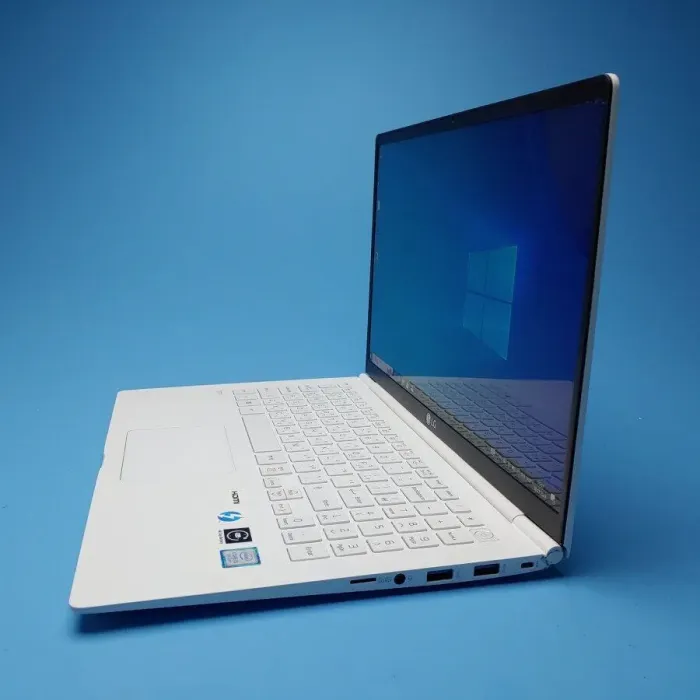 Ультрабук Б-клас Gram 15Z990-VP50ML / 15.6" (1920x1080) IPS / Intel Core i5-8265U (4 (8) ядра по 1.6 - 3.9 GHz) / 8 GB DDR4 / 256 GB SSD / Intel UHD Graphics 620 / WebCam / Win 10 Pro б/в - зображення 5