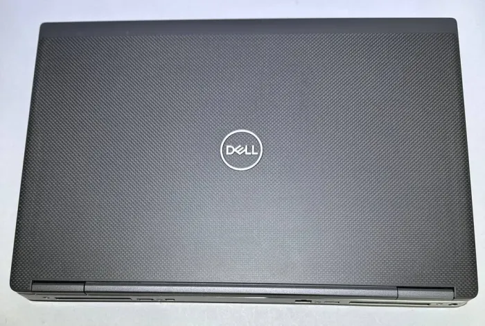 Мобільна робоча станція Dell Precision 7740 / 17.3" (1920x1080) IPS / Intel Core i7-9850H (6 (12) ядер по 2.6 - 4.6 GHz) / 32 GB DDR4 / 256 GB SSD + 256 GB SSD / nVidia Quadro RTX 3000, 6 GB GDDR6, 192-bit / WebCam / Win 11 Pro б/в - зображення 3