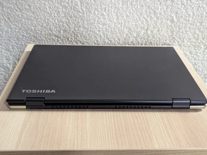 Нетбук Toshiba Portege X20W-E / 12.5" (1920x1080) TN Touch / Intel Core i5-8350U (4 (8) ядра по 1.7 - 3.6 GHz) / 16 GB DDR3 / 256 GB SSD / Intel UHD Graphics 620 / WebCam б/в - зображення 9