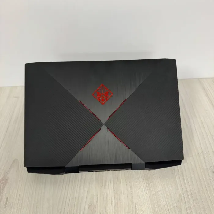 Ігровий ноутбук Б-клас HP Omen 15-dc1054nr / 15.6" (1920x1080) IPS / Intel Core i7-9750H (6 (12) ядер по 2.6 - 4.5 GHz) / 16 GB DDR4 / 512 GB SSD NVMe / nVidia GeForce GTX 1660 Ti, 6 GB GDDR6, 192-bit / WebCam б/в - зображення 3