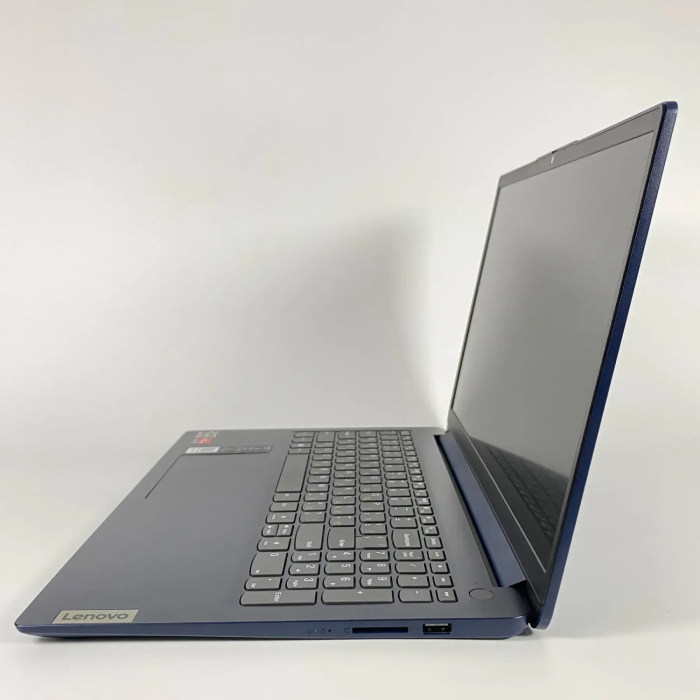 Ультрабук Lenovo IdeaPad 1 15AMN7 / 15.6" (1920x1080) IPS / AMD Ryzen 3 7320U (4 (8) ядра по 2.4 - 4.1 GHz) / 8 GB DDR5 / 256 GB SSD / AMD Radeon 610M / WebCam / HDMI б/в - зображення 5