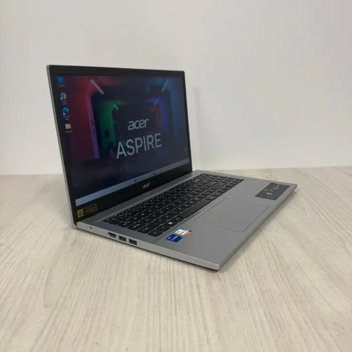 Ультрабук Acer Aspire 3 A315-59 / 15.6" (1920x1080) IPS / Intel Core i5-1235U (10 (12) ядер по 1.3 - 4.4 GHz) / 8 GB DDR4 / 256 GB SSD / Intel Iris Xe / WebCam б/в - зображення 8