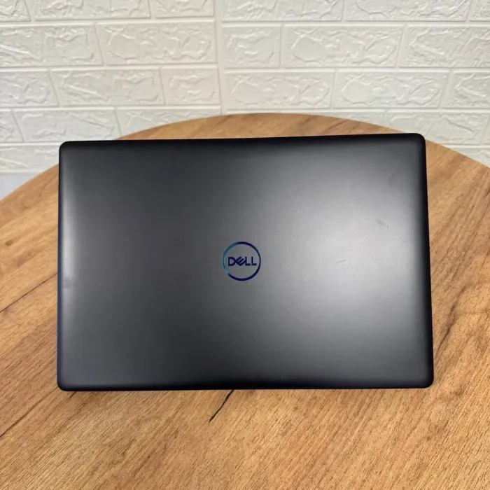 Ігровий ноутбук Dell G3 3579 / 15.6" (1920x1080) IPS / Intel Core i5-8300H (4 (8) ядра по 2.3 - 4.0 GHz) / 8 GB DDR4 / 128 GB SSD M.2 + 1000 GB HDD / nVidia GeForce GTX 1050, 4 GB GDDR5, 128-bit / WebCam б/в - зображення 3