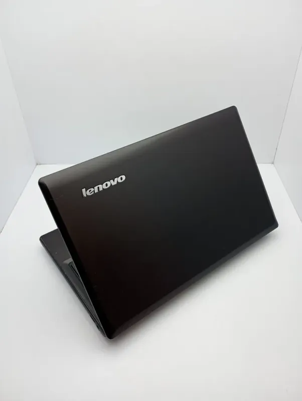 Ноутбук Lenovo G580 / 15.6" (1366x768) TN / Intel Core i3-2348M (2 (4) ядра по 2.3 GHz) / 6 GB DDR3 / 500 GB HDD / Intel HD Graphics 3000 / WebCam б/в - зображення 8