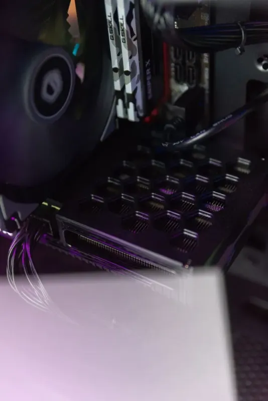 Ігровий ПК Xigmatek Sirocon III Tower / Intel Core i5-10400F (6 (12) ядер по 2.9 - 4.3 GHz) / 16 GB DDR4 / 512 GB SSD / Palit RTX 3060, 12 GB GDDR6, 192-bit / 700W / Gigabyte B460M Gaming HD / ID-Cooling SE-214 - зображення 7