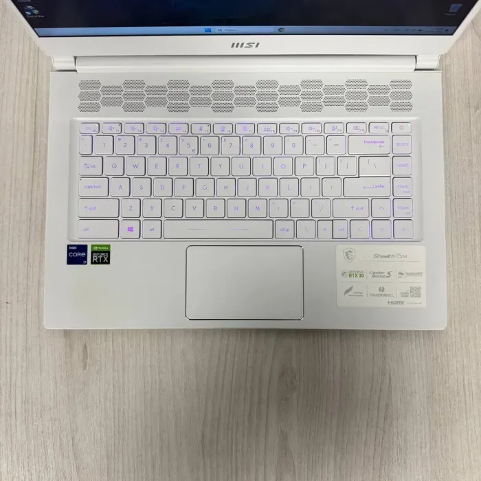 Ігровий ноутбук MSI Stealth 15M A11UEK White / 15.6" (1920x1080) IPS / Intel Core i7-11375H (4 (8) ядра по 3.0 - 5.0 GHz) / 32 GB DDR4 / 1000 GB SSD NVMe / nVidia GeForce RTX 3060, 6 GB GDDR6, 192-bit / WebCam б/в - зображення 7