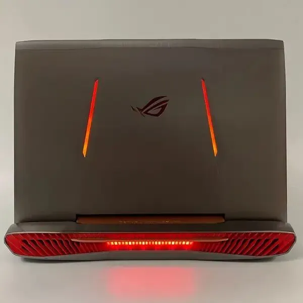 Ігровий ноутбук Asus ROG G752VS / 17.3" (1920x1080) IPS / Intel Core i7-6820HK (4 (8) ядра по 2.7 - 3.6 GHz) / 16 GB DDR4 / 512 GB SSD / nVidia GeForce GTX 1070, 8 GB GDDR5, 256-bit / HDMI / WebCam б/в - зображення 9