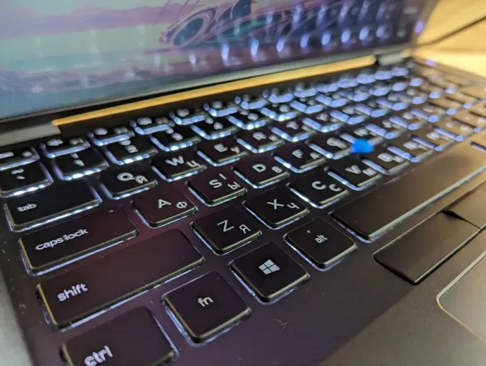 Ультрабук Dell Latitude 5400 / 14" (1366x768) TN / Intel Core i5-8265U (4 (8) ядра по 1.6 - 3.9 GHz) / 16 GB DDR4 / 480 GB SSD / Intel UHD Graphics 620 / WebCam / Windows 10 б/в - зображення 6