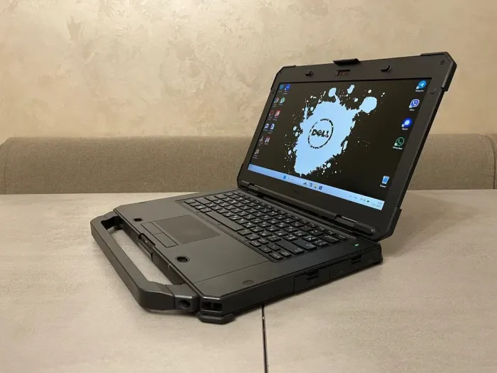 Захищений ноутбук Dell Latitude 5420 Rugged / 14" (1920x1080) IPS Touch / Intel Core i5-8350U (4 (8) ядра по 1,7 - 3,6 ГГц) / 16 ГБ DDR4 / 256 ГБ SSD M.2 / Intel UHD Graphics 620 / WebCam / Два АКБ б/в - зображення 6