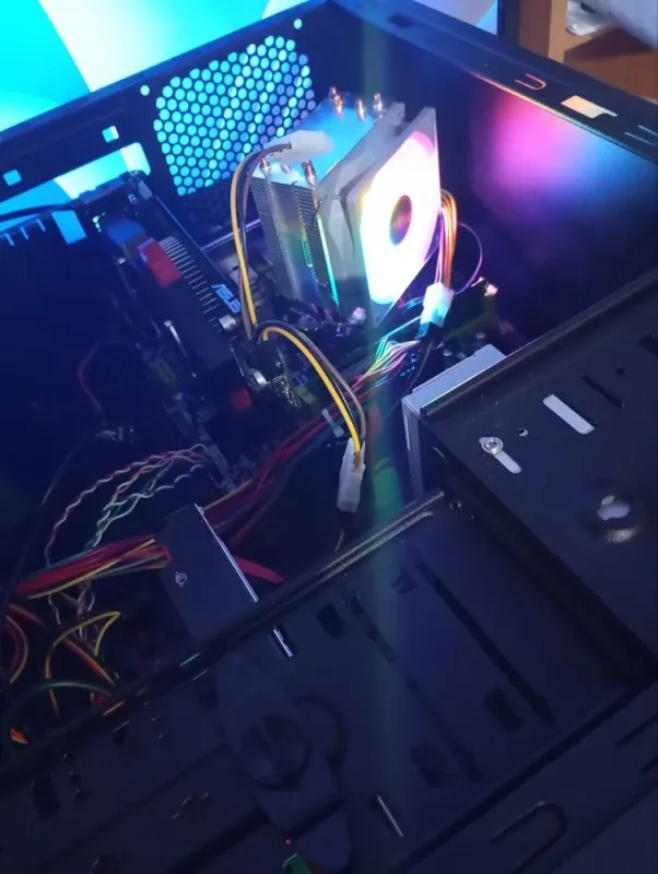 ПК Cooler Master K280 Tower / Intel Xeon E5-2420 v2 (6 (12) ядер по 2.2 - 2.7 GHz) / 16 GB DDR3 / 240 GB SSD + 1000 GB HDD / nVidia GeForce GTS 450, 1 GB GDDR5, 128-bit б/в - зображення 9