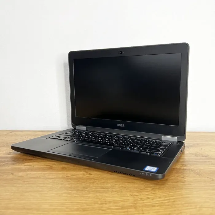 Нетбук Dell Latitude 12 E5270 / 12.5" (1366x768) TN / Intel Core i5-6200U (2 (4) ядра по 2.3 - 2.8 GHz) / 8 GB DDR3 / 512 GB SSD / Intel HD Graphics 520 / WebCam / HDMI б/в - зображення 4