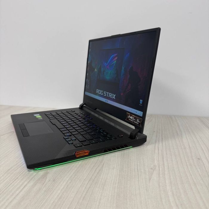 Ігровий ноутбук Asus ROG Strix SCAR III G531GW / 15.6" (1920x1080) IPS / Intel Core i7-9750H (6 (12) ядер по 2.6 - 4.5 GHz) / 16 GB DDR4 / 1000 GB SSD NVMe / nVidia GeForce RTX 2070, 8 GB GDDR6, 256-bit б/в - зображення 5