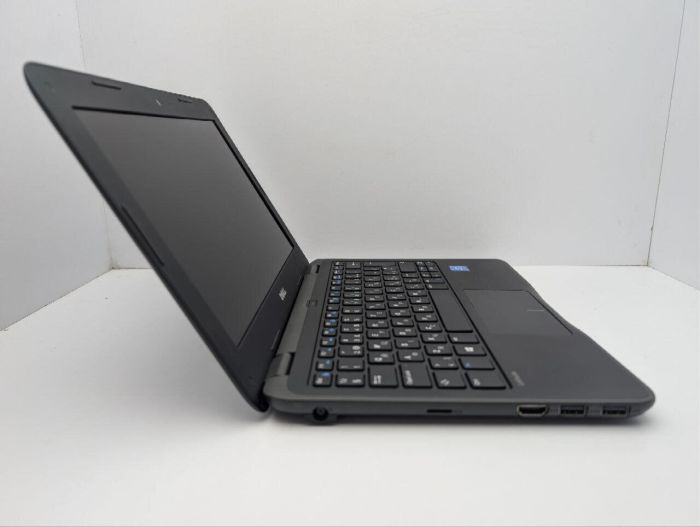 Нетбук Dell Latitude 3180 / 11.6" (1366x768) TN / Intel Pentium N4200 (4 ядра по 1.1 - 2.5 GHz) / 4 GB DDR3 / 128 GB SSD / Intel HD Graphics 505 / WebCam б/в - зображення 4