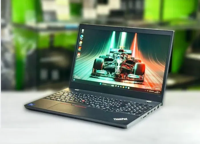 Ігровий ноутбук Lenovo ThinkPad T15p Gen 3 / 15.6" (1920x1080) IPS / Intel Core i7-12700H (14 (20) ядер по 3.5 - 4.7 GHz) / 16 GB DDR5 / 512 GB SSD M.2 / nVidia GeForce RTX 3050, 4 GB GDDR6, 128-bit / WebCam / Win 11 Pro б/в - зображення 4