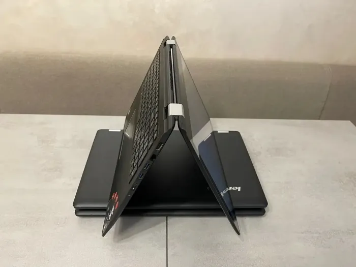 Ноутбук-трансформер Lenovo IdeaPad Flex 3-1580 / 15.6" TN / Core i5-6200U (2(4) ядра по 2.3-2.8 GHz) / 8GB DDR3 / 240GB SSD / HD Graphics 520 / WebCam / HDMI б/в - зображення 7