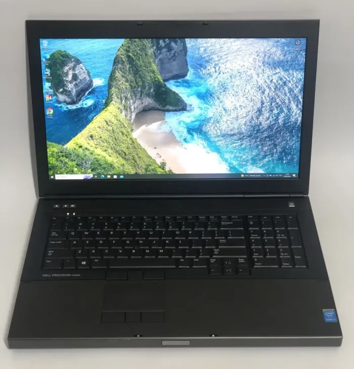 Мобільна робоча станція Б-клас Dell Precision M6800 / 17.3" (1920x1080) TN / Intel Core i7-4710MQ (4 (8) ядра по 2.5 - 3.5 GHz) / 16 GB DDR3 / 240 GB SSD / AMD FirePro M6100, 2 GB GDDR5, 128-bit / DVD-ROM / Win 10 Pro б/в - зображення 2