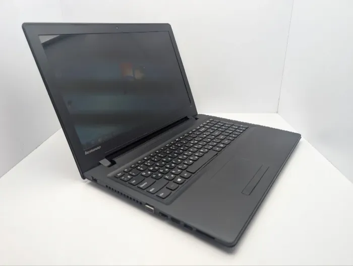 Ноутбук Б-класс Lenovo IdeaPad 300-15IBR / 15.6" (1366x768) TN / Intel Celeron N3050 (2 ядра по 1.6 - 2.16 GHz) / 4 GB DDR3 / 500 GB HDD / Intel HD Graphics / WebCam / DVD-ROM б/в - зображення 8