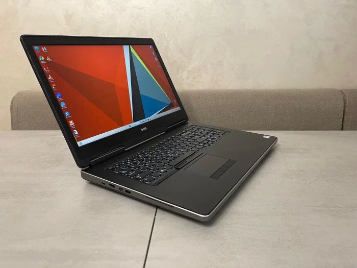 Мобільна робоча станція Dell Precision 7710 / 17.3" (1920x1080) IPS / Intel Core i7-6820HQ (4 (8) ядра по 2.7 - 3.6 GHz) / 16 GB DDR4 / 512 GB SSD M.2 + 500 GB HDD / nVidia Quadro M4000M, 4 GB GDDR5, 256-bit / WebCam / HDMI б/в - зображення 5