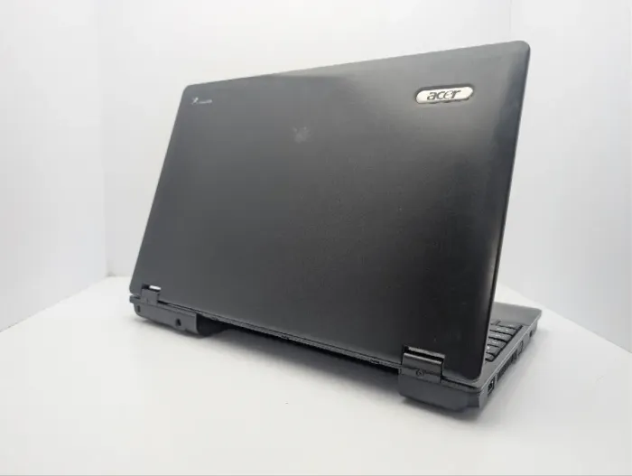 Ноутбук Acer Extensa 5635G / 15.6" (1366x768) TN / Intel Core 2 Duo T6600 (2 ядра по 2.2 GHz) / 6 GB DDR3 / 500 GB HDD / Intel Graphics / WebCam / DVD-ROM / Без АКБ б/в - зображення 8