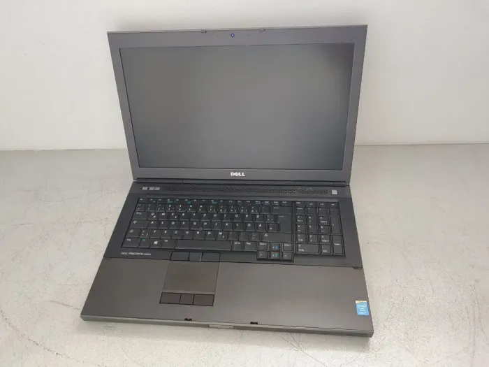 Мобільна робоча станція Dell Precision M6800 / 17.3" (1920x1080) TN / Intel Core i7-4910MQ (4 (8) ядра по 2.9 - 3.9 GHz) / 32 GB DDR3 / 240 GB SSD / nVidia Quadro K3100M, 4 GB GDDR5, 256-bit / WebCam б/в - зображення 2