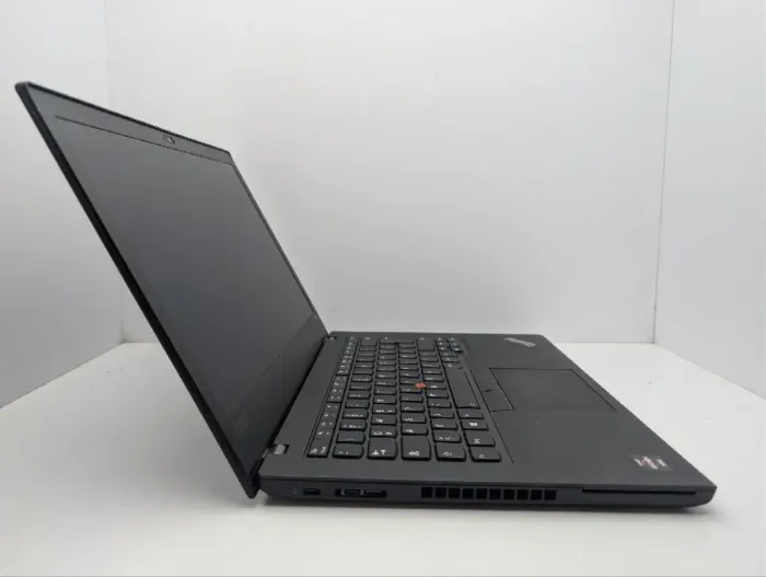 Ультрабук Lenovo ThinkPad A485 / 14" (1920x1080) IPS / AMD Ryzen 5 2500U (4 (8) ядра по 2.0 - 3.6 GHz) / 8 GB DDR4 / 256 GB SSD / AMD Radeon Vega 8 Graphics / WebCam б/в - зображення 4