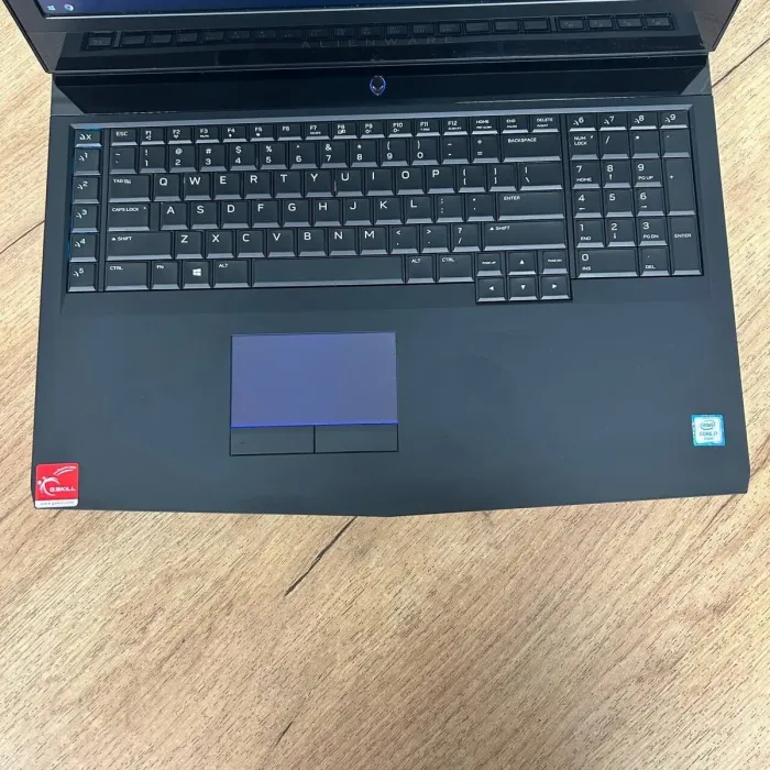 Ігровий ноутбук Dell Alienware 17 R4 / 17.3" (1920x1080) IPS / Intel Core i7-6700HQ (4 (8) ядер по 2.6 - 3.5 GHz) / 16 GB DDR4 / 128 GB SSD + 1000 GB HDD / nVidia GeForce GTX 1060, 6 GB GDDR5, 192-bit / WebCam б/в - зображення 7