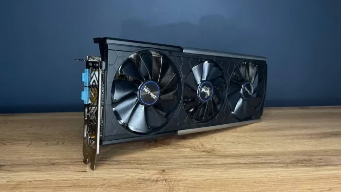 Дискретна відеокарта AMD Radeon RX 5700 XT, 8 GB GDDR6, 256-bit / 2x HDMI, 2x DisplayPort б/в - зображення 7