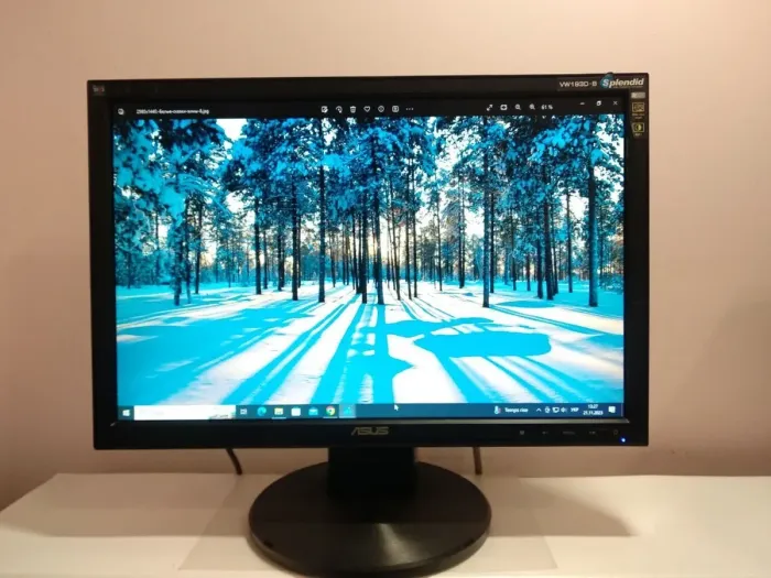 Монітор Asus VW193D-B / 19" (1440x900) TN+film / VGA / VESA 100x100 б/в - зображення 2