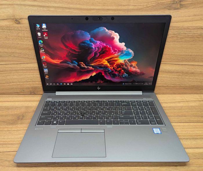 Мобільна робоча станція HP Zbook 15U G5 / 15.6" (1920x1080) IPS / Intel Core i5-8250U (4 (8) ядра по 1.6 - 3.4 GHz) / 16 GB DDR4 / 512 GB SSD / AMD Radeon Pro WX 3100, 2 GB GDDR5, 128-bit / WebCam / Fingerprint / Windows 10 б/в - зображення 2