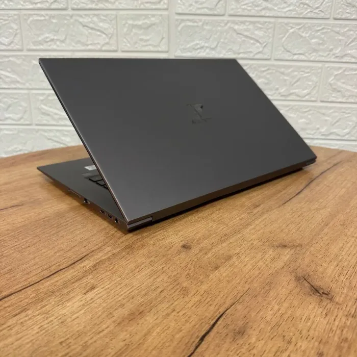 Мобільна робоча станція HP ZBook Studio G7 / 15.6" (1920x1080) IPS / Intel Core i9-10885H (8 (16) ядер по 2.4 - 5.3 GHz) / 32 GB DDR4 / 512 GB SSD / nVidia Quadro RTX 3000 Max-Q, 6 GB DDR6, 192-bit / WebCam б/в - зображення 6